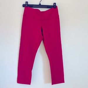 Lululemon crop pants, size 6